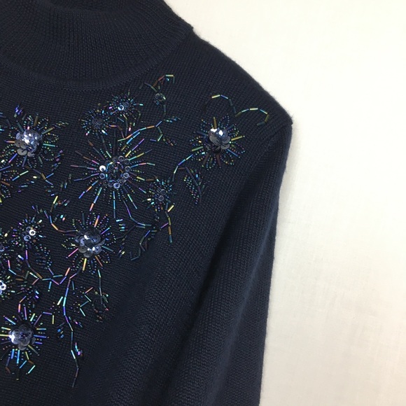 ⭐️2/$20 Alfred Dunner Petite Vintage Embellished Sweater - Picture 9 of 13